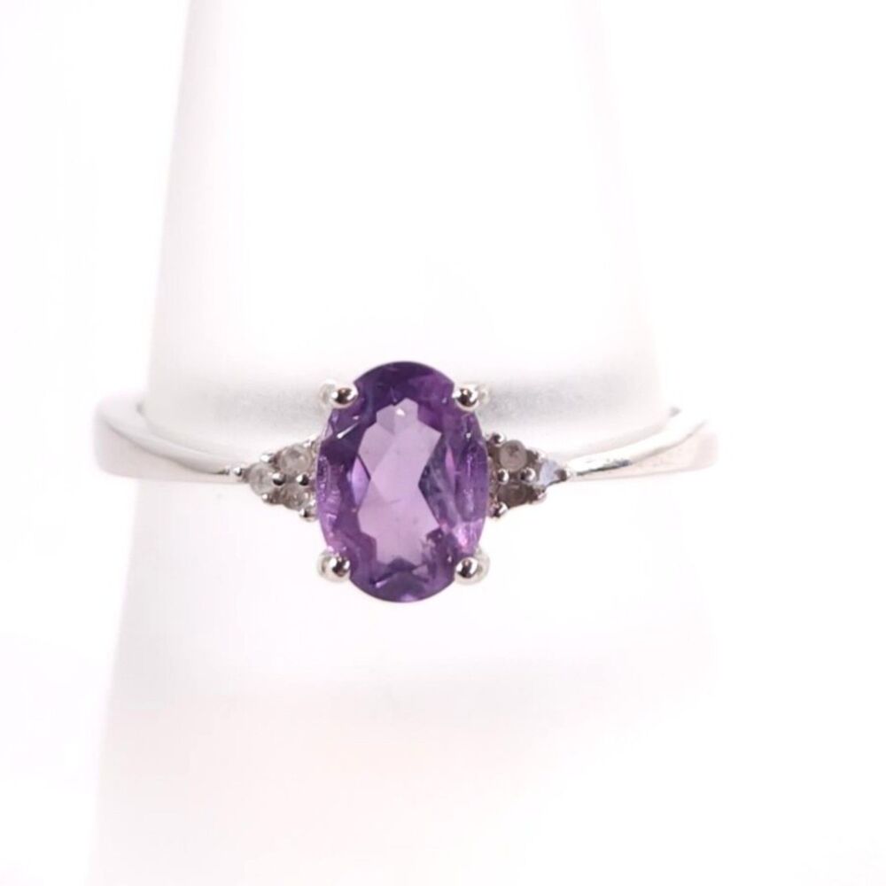 Lavender Floral Amethyst 0.7 Carat Ring Size 7 3/4